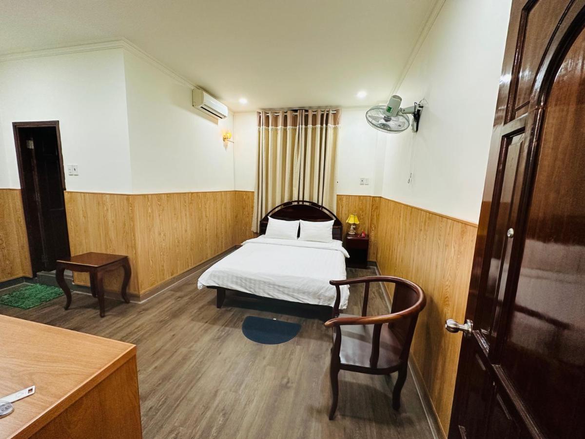 Khach San Mekong Star Hotell Vĩnh Long Exteriör bild