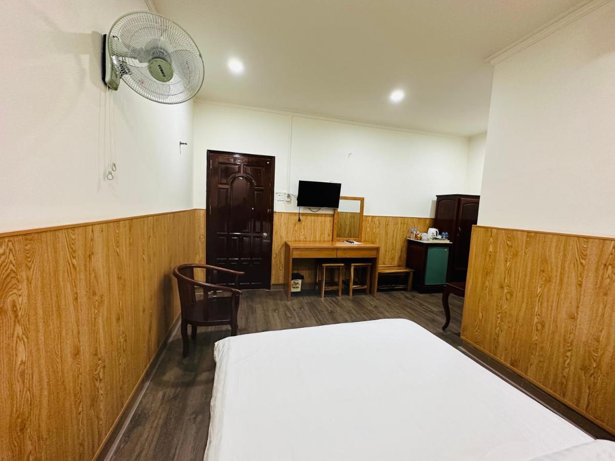 Khach San Mekong Star Hotell Vĩnh Long Exteriör bild